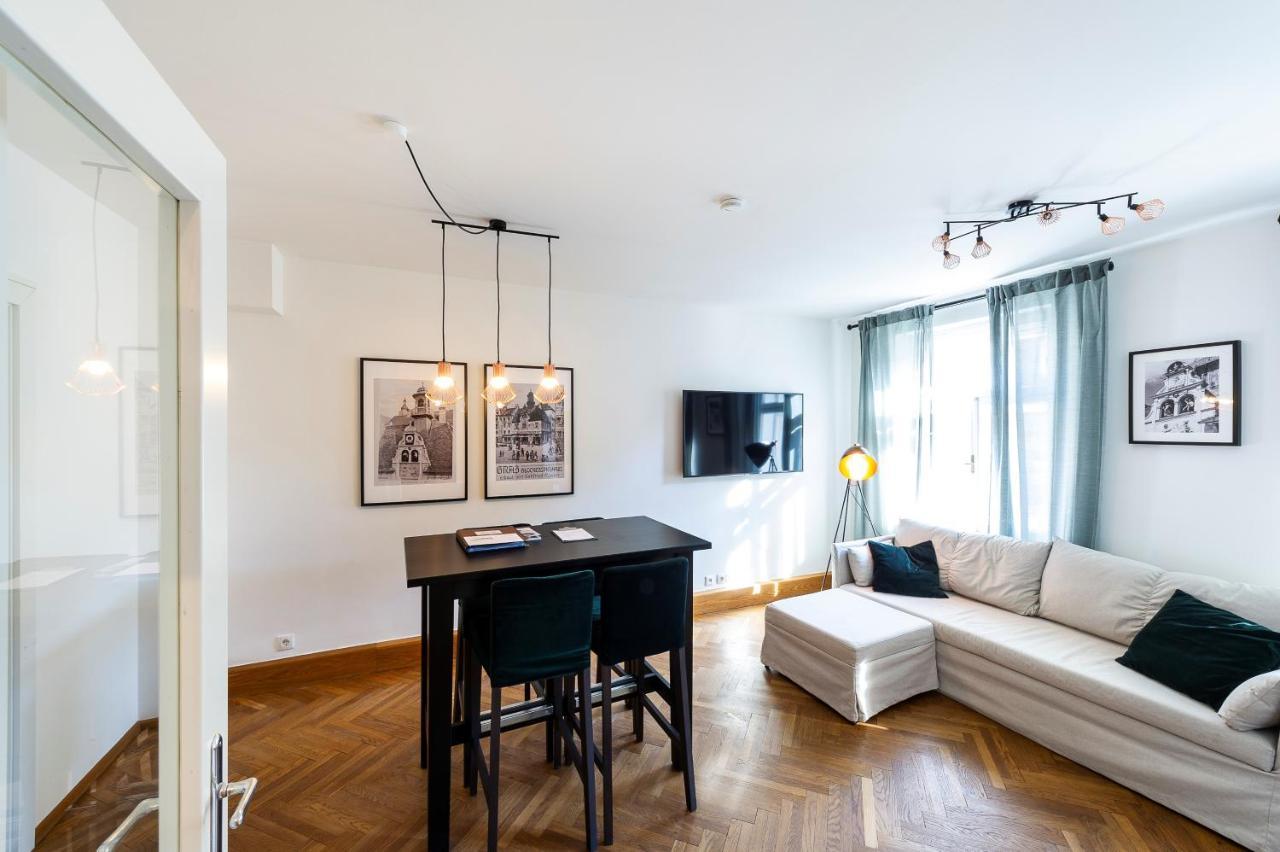 Am Glockenspielplatz Apartment *